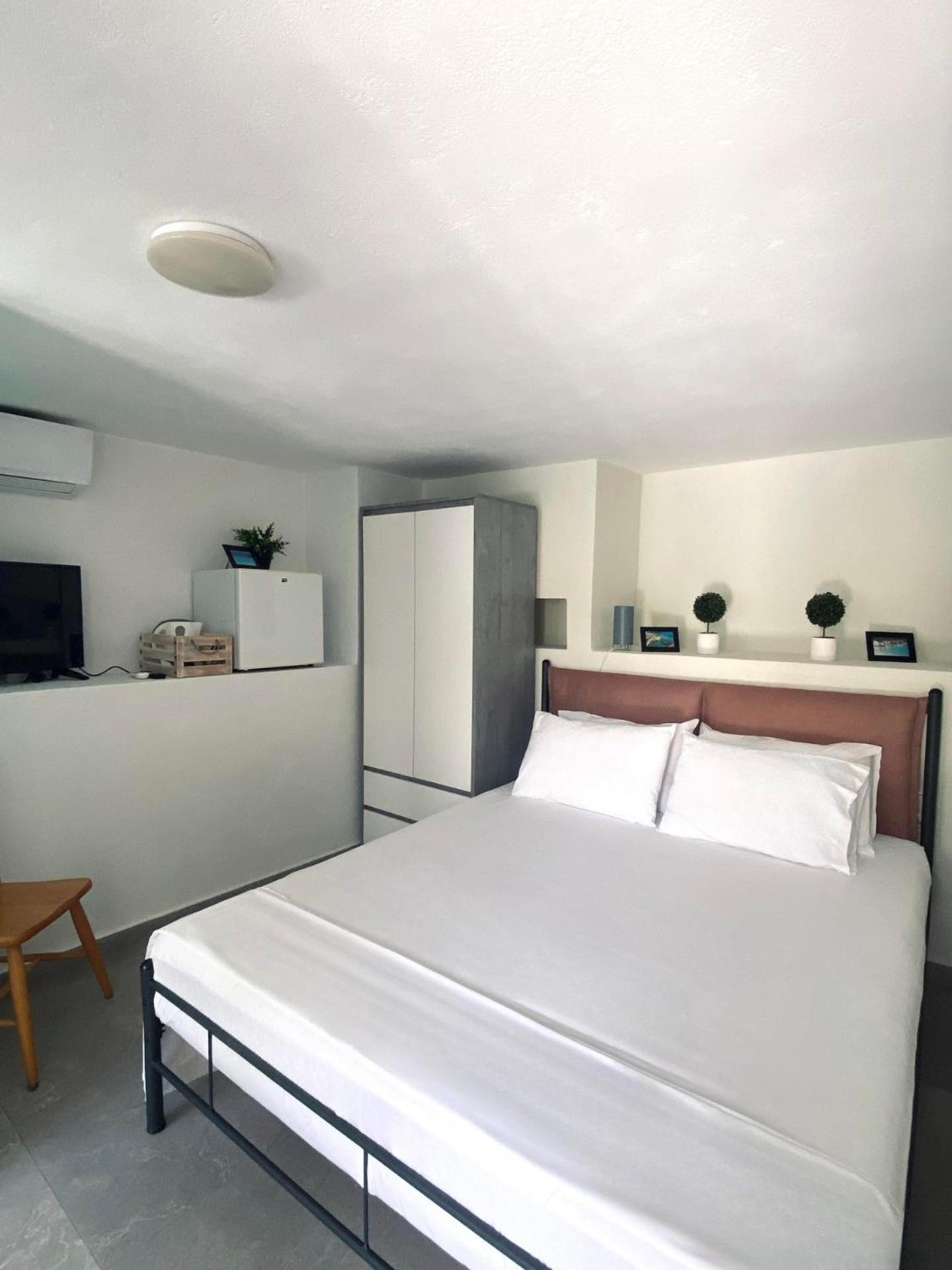 Moxy Paxos Apartments Gaios Exterior photo